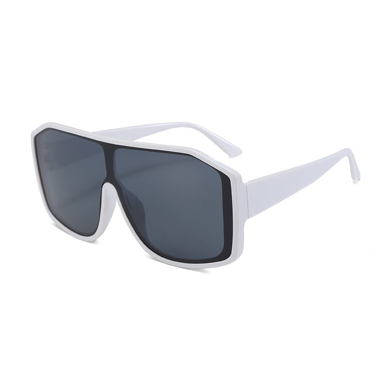 Damen Modische Oversized-Sonnenbrille im futuristischen Design Karnz