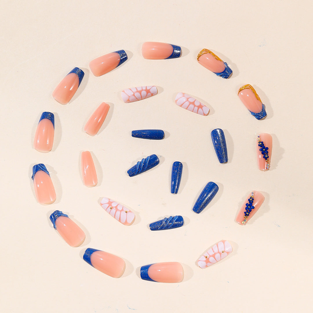 Künstlerische 3D Nagelkunstverlängerungen Karnz