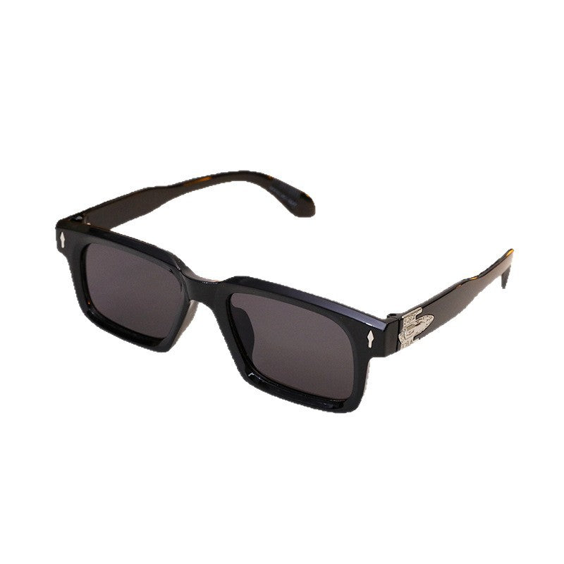 Damen elegante rechteckige Sonnenbrille mit speziellem Rahmen Karnz