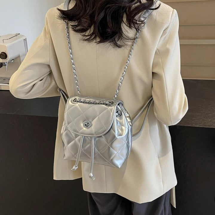 Stylische gestepfte Mini-Rucksack Karnz