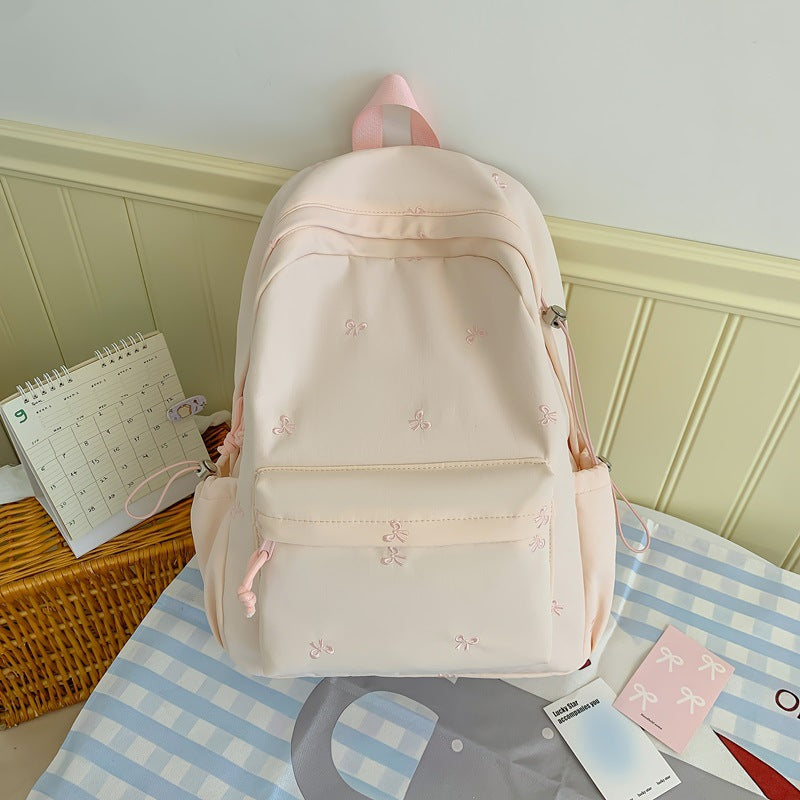 Floral Bestickter Alltagsrucksack Karnz