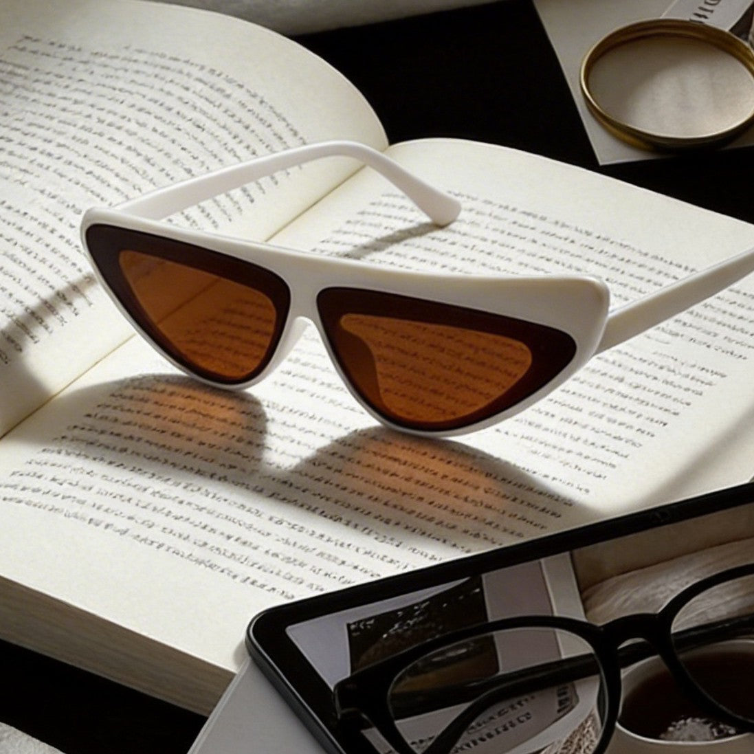Damen Cat-Eye Sonnenbrille mit angesagtem asymmetrischen Design Karnz