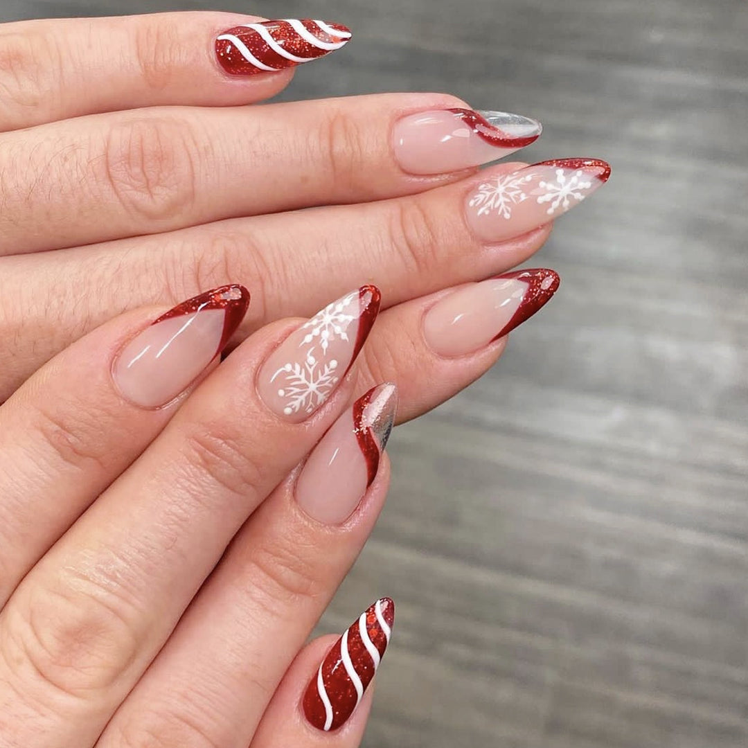 Festliche Feiertags-Themen-Nagelkunst Karnz