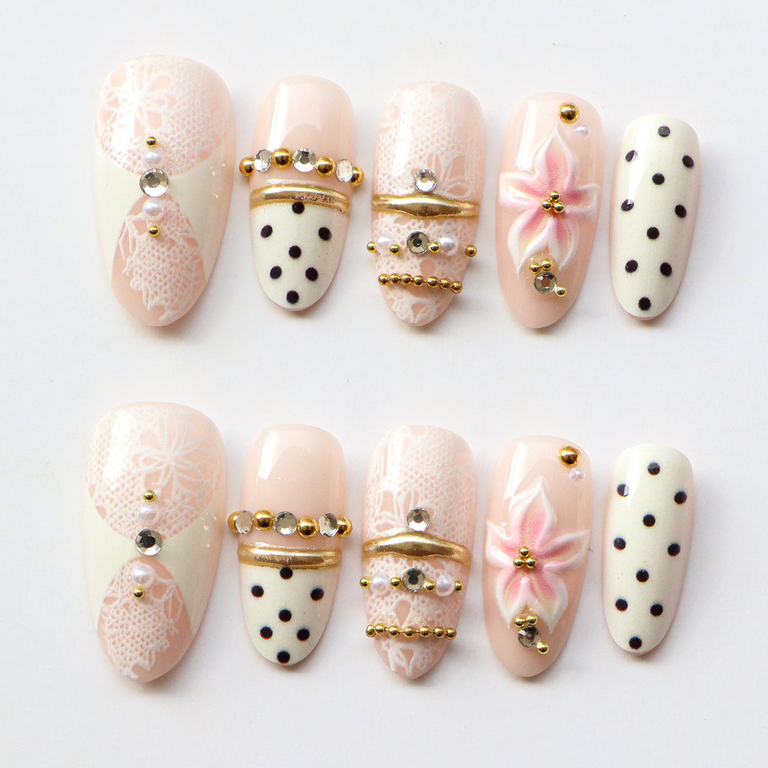 Dekorativer Nagelkunst Set
