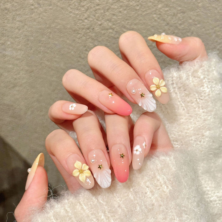Blumenmuster Dekorativer Press-On Nagelset