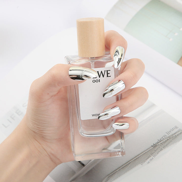 DIY Press-On Nail Set mit Premium-Finish Karnz