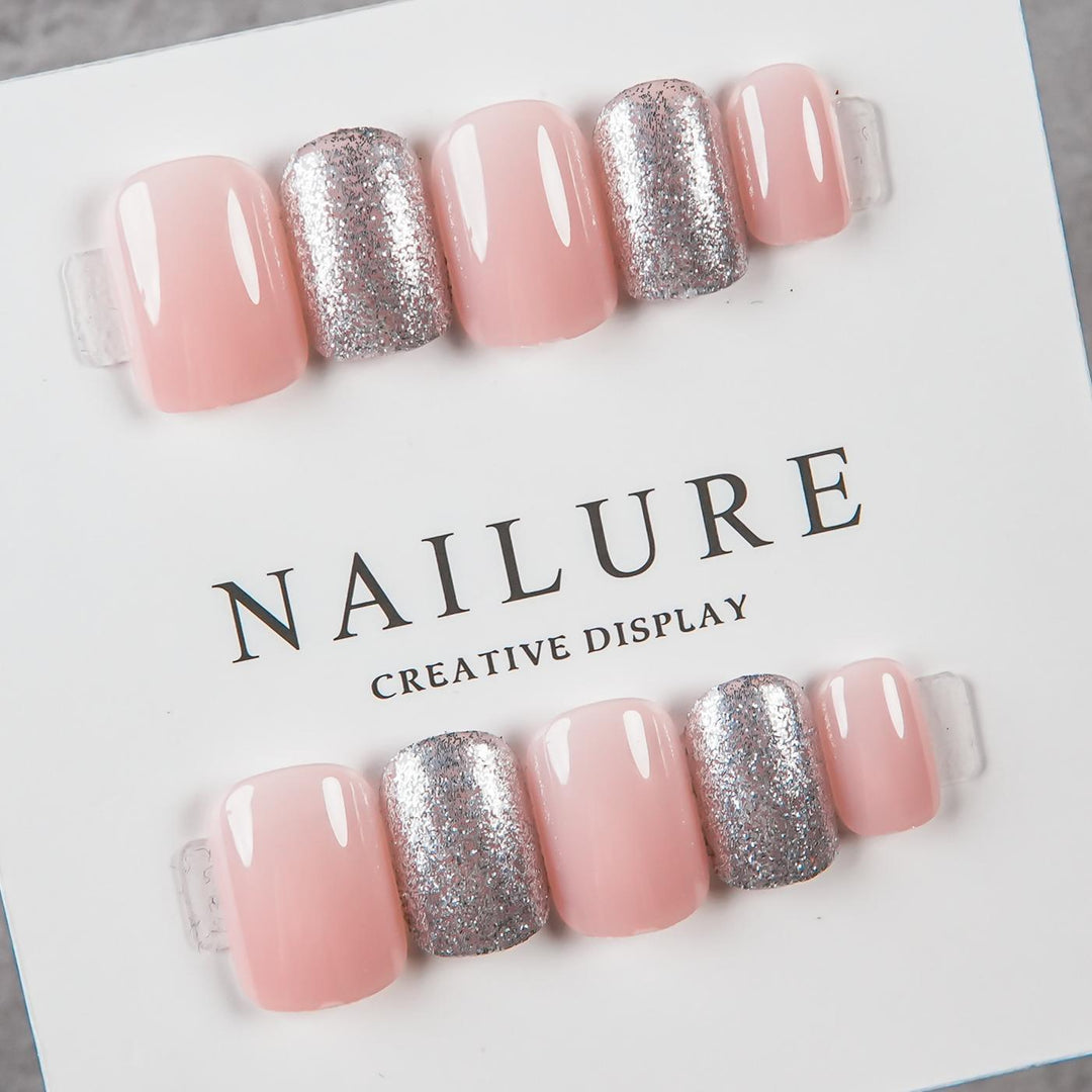 Kreatives Press-On Nagelkunst Set