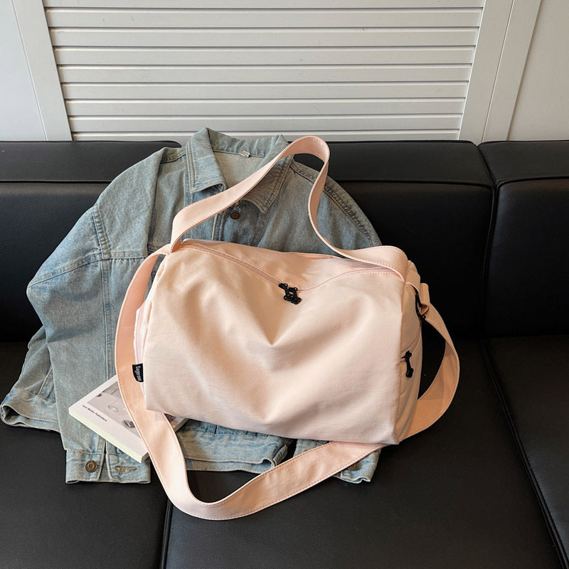 Stylische Reis-Kuriertasche