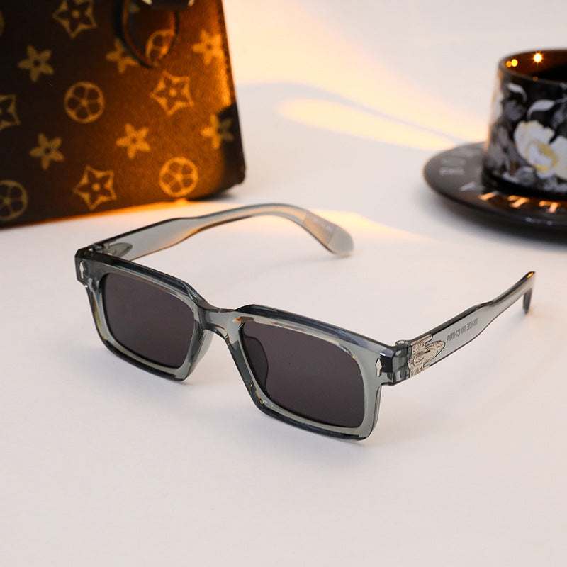 Damen elegante rechteckige Sonnenbrille mit speziellem Rahmen Karnz