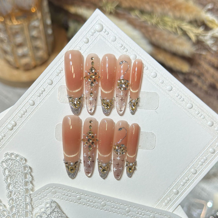 Elegantes Nagelkunstset Karnz