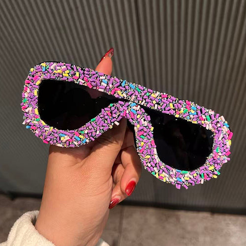 Damen trendige Sonnenbrille mit kreativem Zuckerguss-Design Karnz
