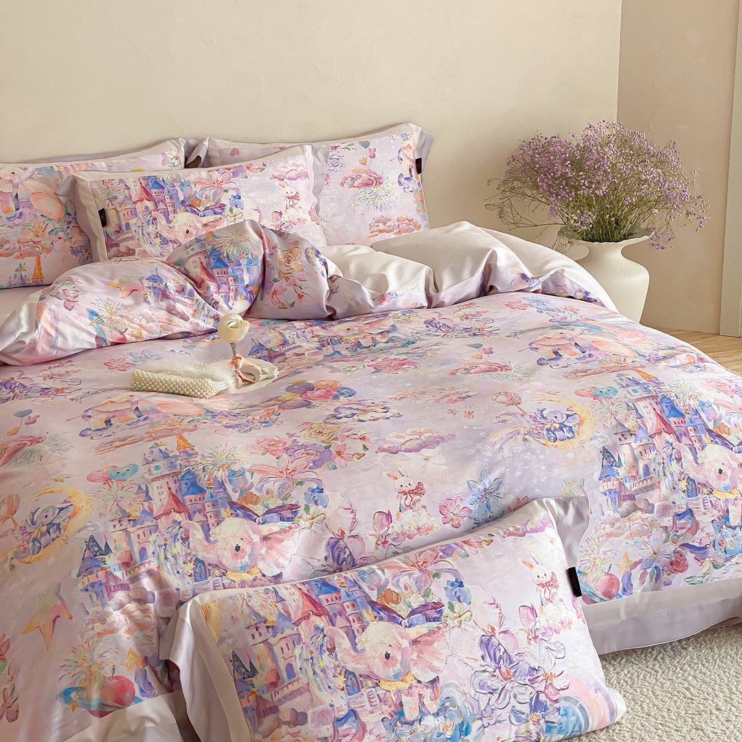 Luxuriöses Satin-Bettwäsche-Set mit märchenhaftem Aquarellprint und dekorativen Kissenbezügen