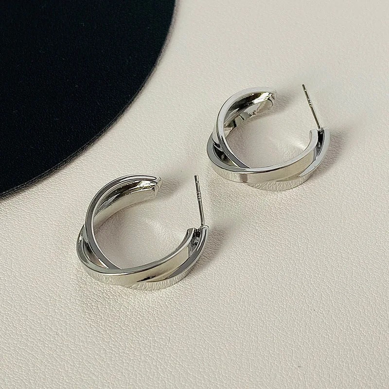Modernes Design Ohrhänger Karnz