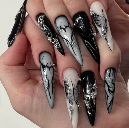 Künstlerische Stiletto-Nagelkunst