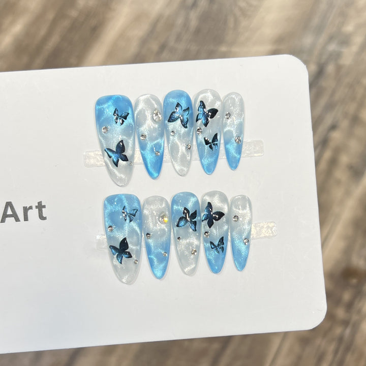 Dekorativer Floral Stiletto Press-On Nail Set Karnz