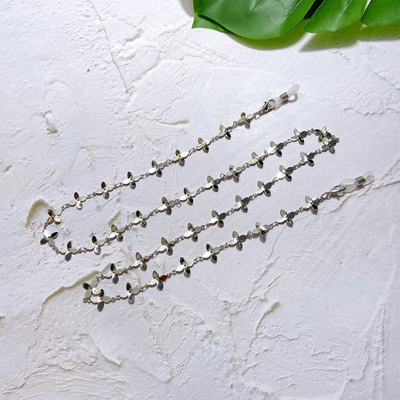 Modische Brillenhalterkette mit Filigranen Blütenanhängern Karnz