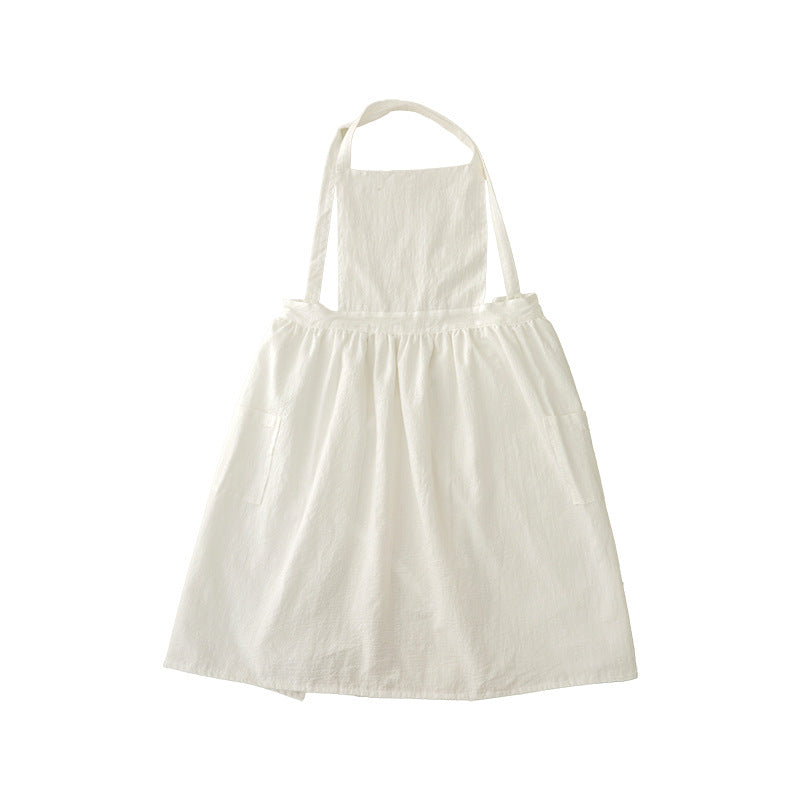 Leichtes Baumwoll-Latzkleid mit verstellbaren Trägern und seitlichen Taschen