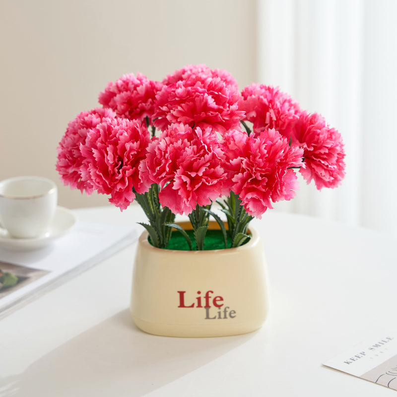 Lebensechte Dekorative Blumenanordnung