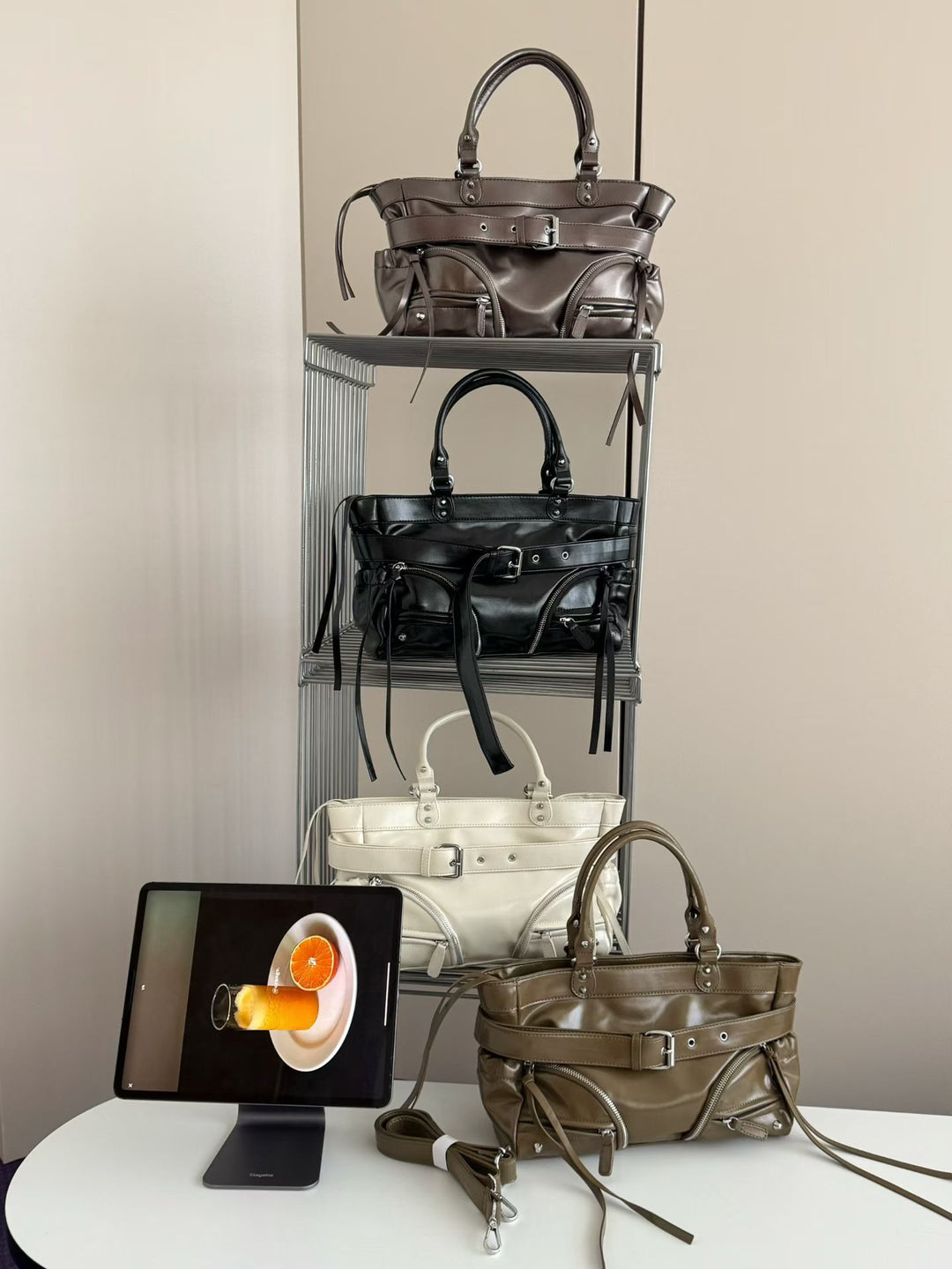 Strukturierte Leder-Handtasche