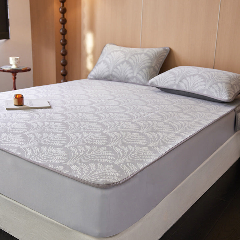 Gepolsterter atmungsaktiver Matratzentopper mit Blatt‑Jacquard