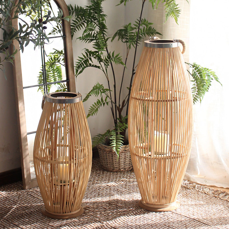 Elegante Rattan-Laterne Karnz