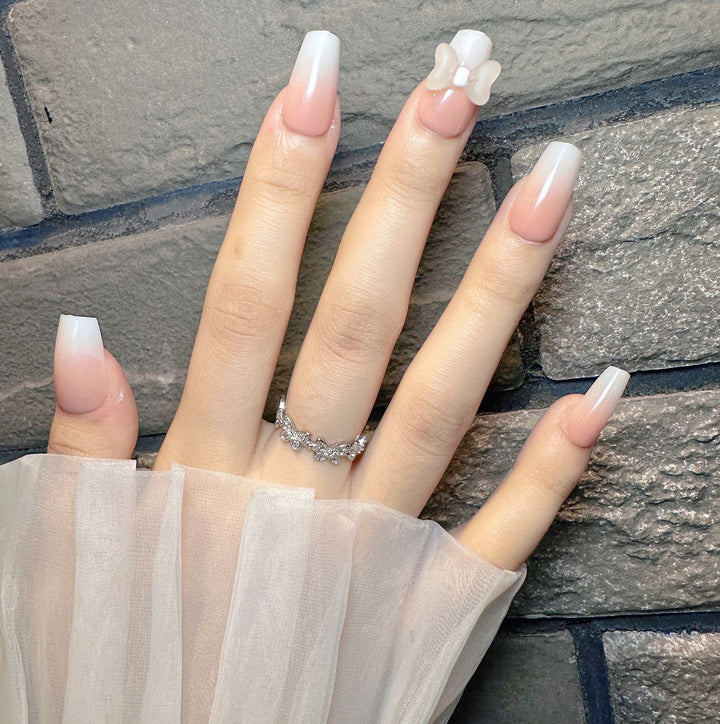 Elegante Nagelkunst Karnz