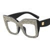 Damen auffällige Statement-Sonnenbrille mit glamourösem Rahmen Karnz