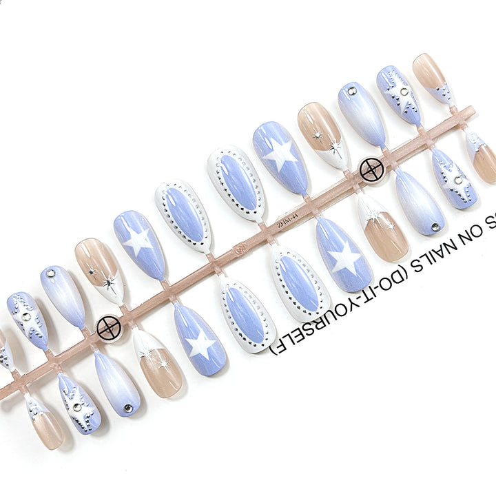 Elegantes Press-On Nail Art Kit Karnz