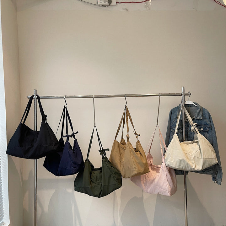 Texturiertes Stoff Schulter Hobo Bag Karnz