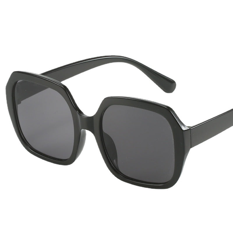 Damen Modische Oversized-Sonnenbrille mit extravaganten Leopardendetails Karnz