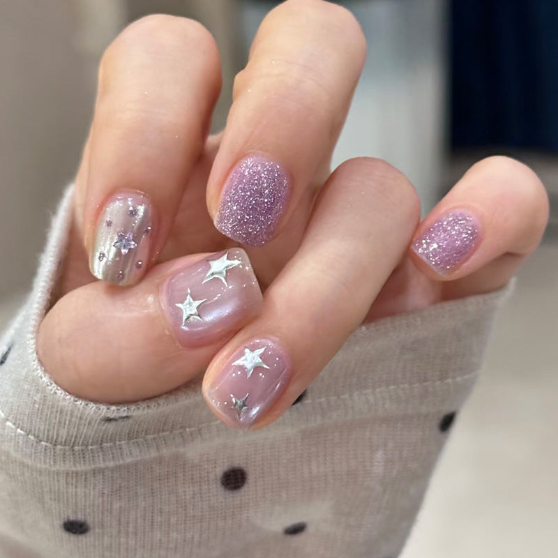 Glitzernde mit Sternen verzierte Press-On Nägel Karnz