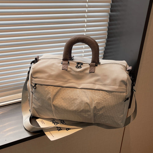 Schlanke langlebige Reisetasche