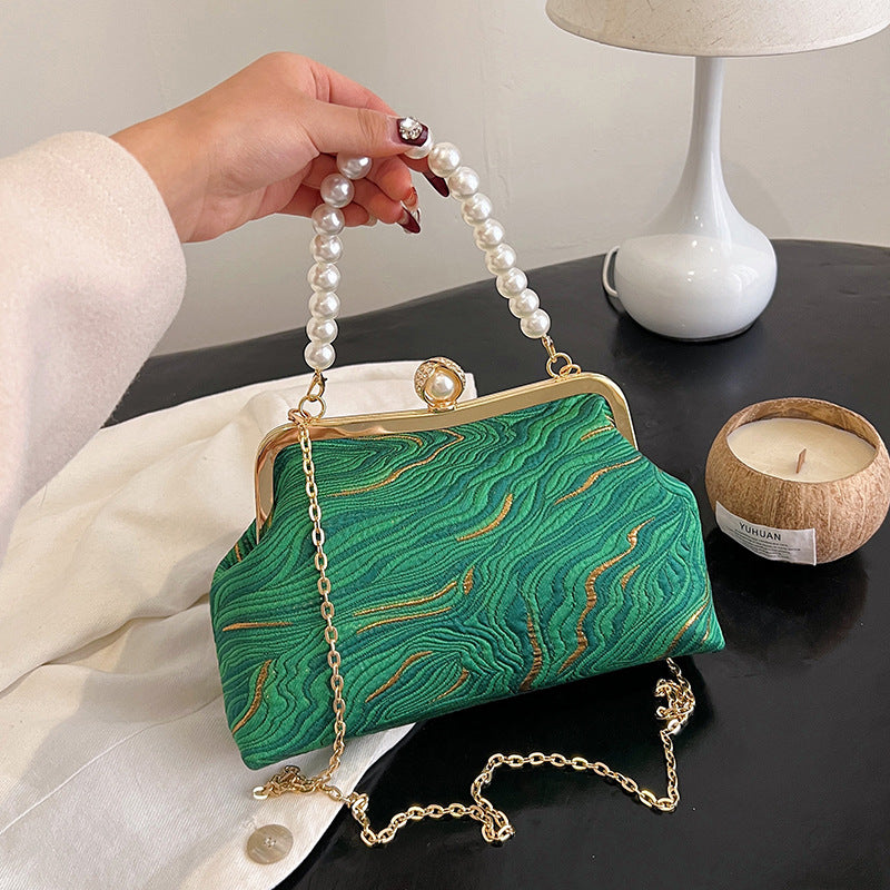Elegante perlenverzierte Abendhandtasche