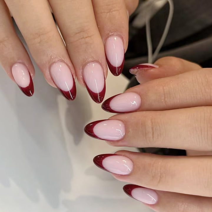 Elegante Ombre-Nagelkunst Karnz