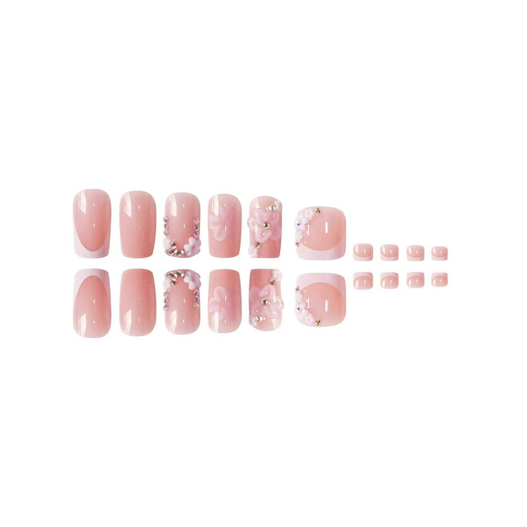 Dekorative florale Press-On-Nagelerweiterungen Karnz