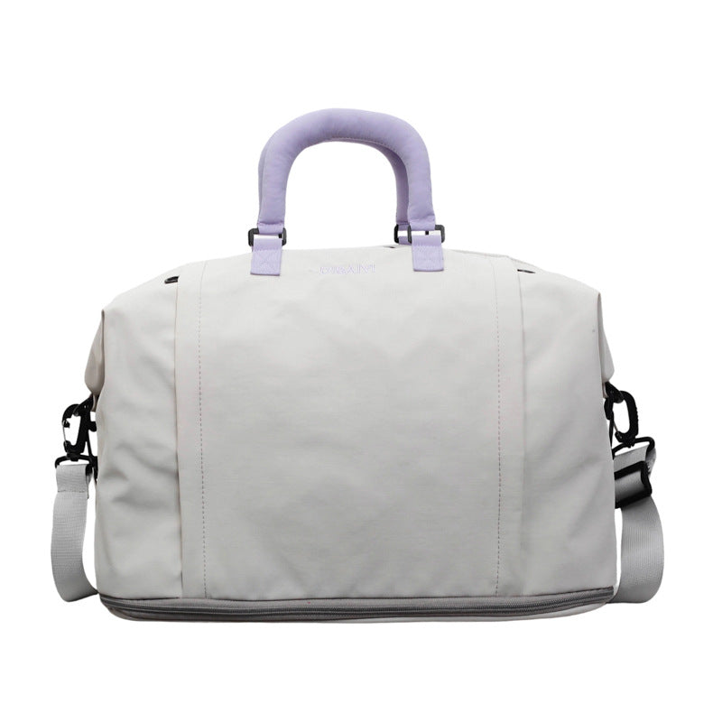 Vielseitige Reisetasche mit mehreren Fächern