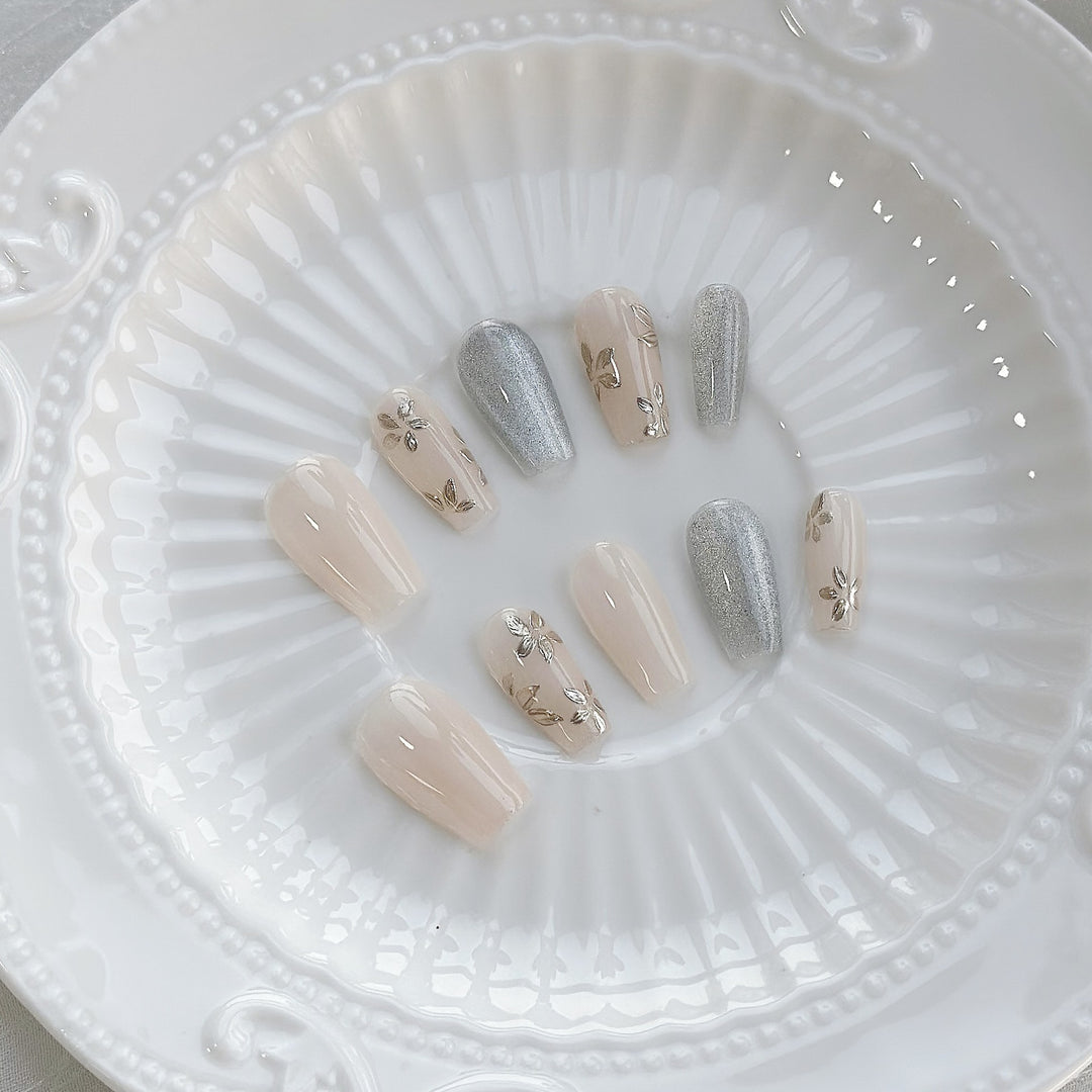 Luxe Floral Press-On Nail Art Set