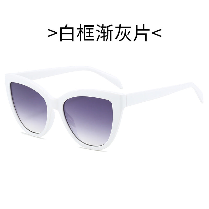 Damen Cat-Eye Sonnenbrille mit transparentem Rahmen und UV-Schutz Karnz