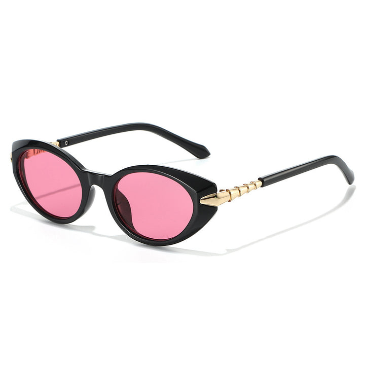 Designer Cat-Eye Sonnenbrille mit goldenen Akzenten Karnz