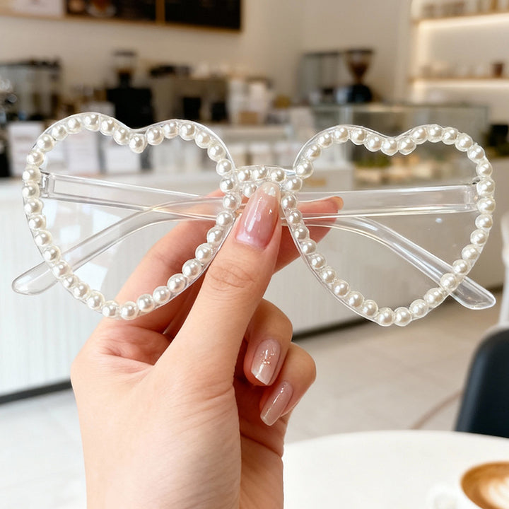 Herzförmige Sonnenbrille mit Perlenakzenten Karnz