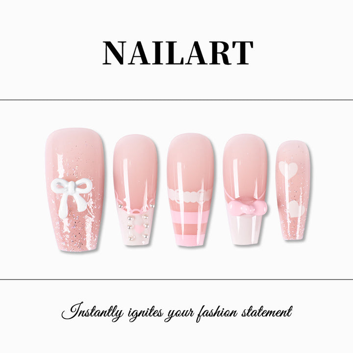 Dekorative Nagelkunst Karnz