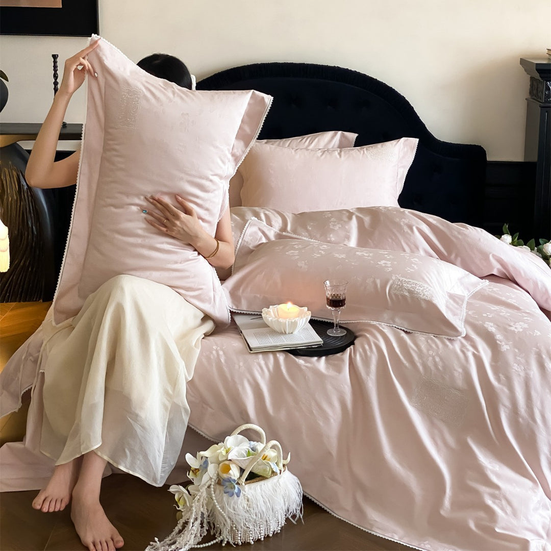 Satin-Jacquard-Bettbezug-Set mit Spitzenapplikationen und gewelltem Kopfkissenbezügen