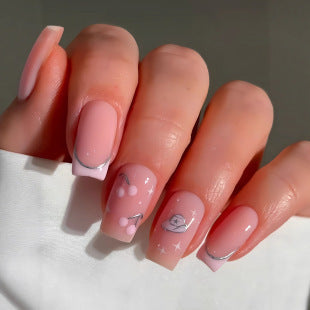 Trendy Ombre-Nagelverlängerungen Karnz