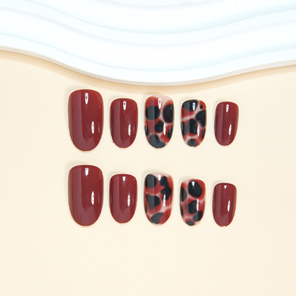 Premium Künstlerisches Press-On Nail Design Karnz