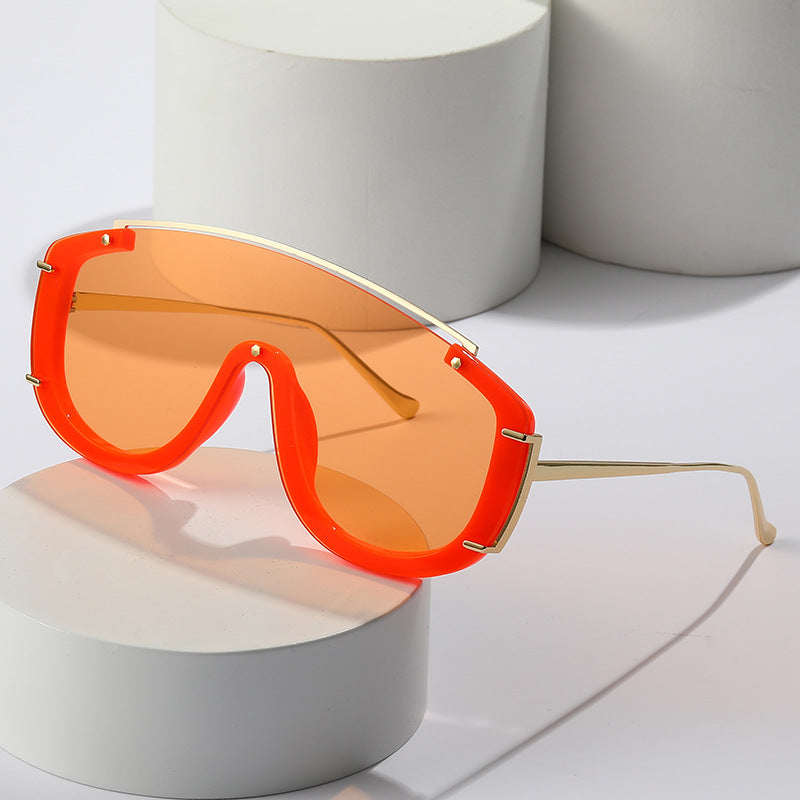 Modebewusste futuristische Schild-Sonnenbrille Karnz