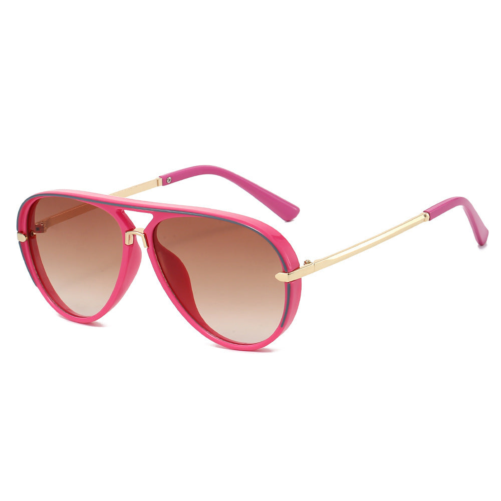 Elegante Aviator-Sonnenbrille mit goldenen Akzenten Karnz