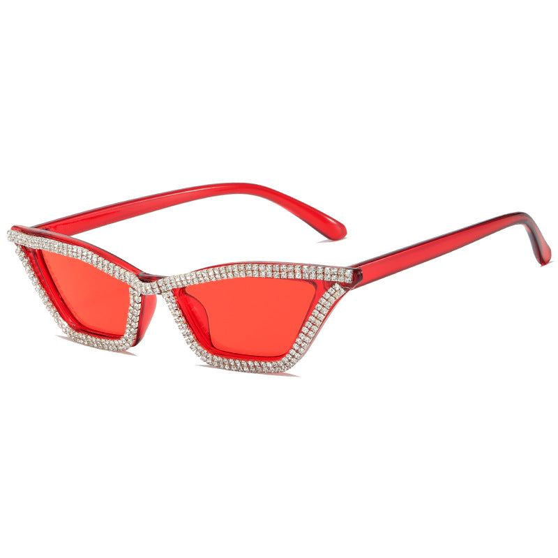 Damen extravagante Cat-Eye Sonnenbrille mit funkelndem Kristallrahmen Karnz