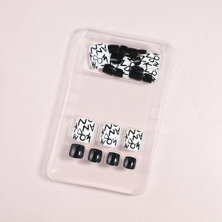 Künstlerisches Floral Press-On Nagelkunst Set Karnz