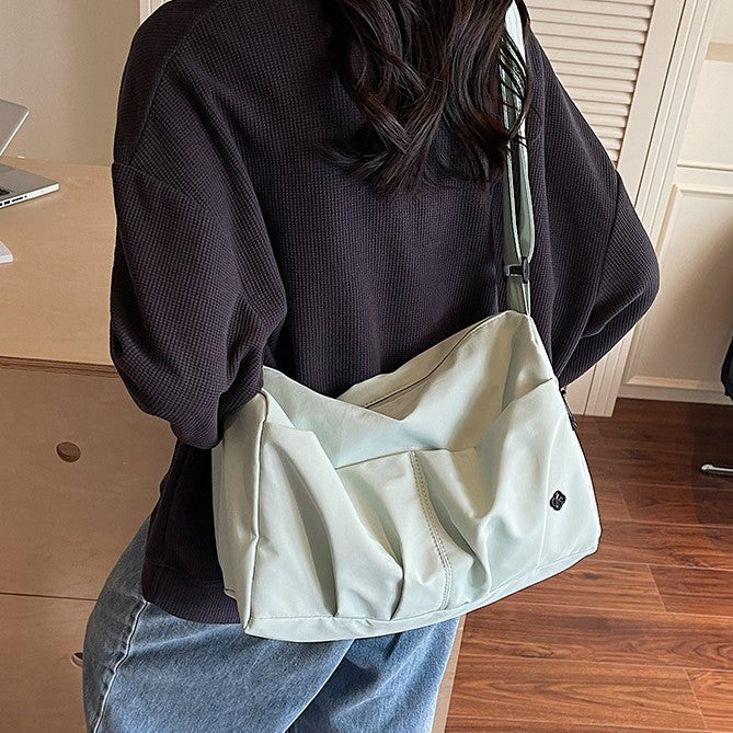 Stylische Mehrfachfach Schultertasche Karnz