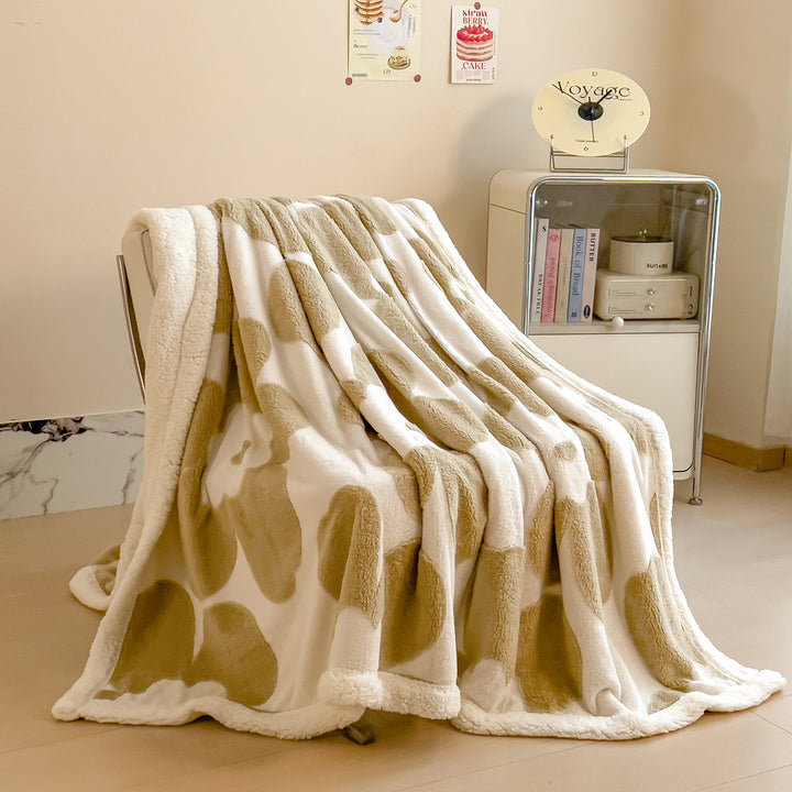 Gemütliche floral gemusterte Fleece-Decke